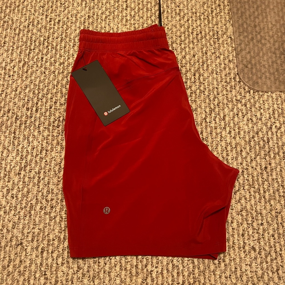 Lululemon pace breaker 7”